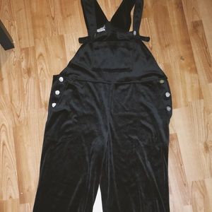 Ankle length velvet jumpsuit